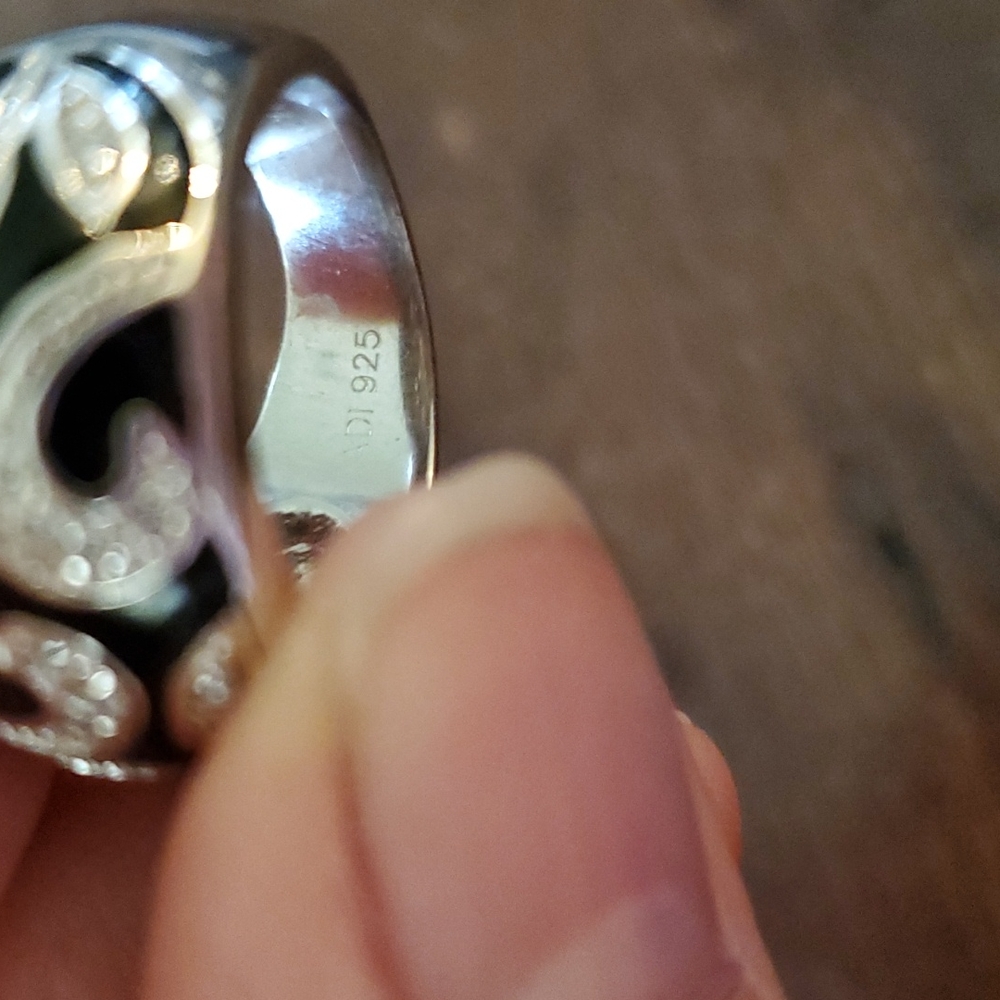 Ring - Picture 5 of 5